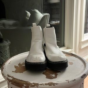 Cute black and white shirt boot.